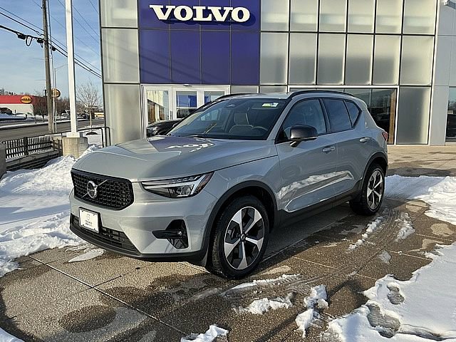 Used 2025 Volvo XC40 Plus with VIN YV4L12UC8S2582458 for sale in Kansas City