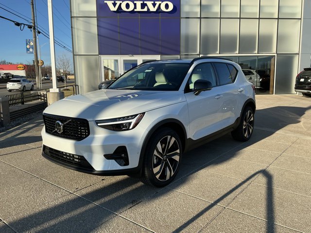 2026 Volvo XC40 Ultra's photo