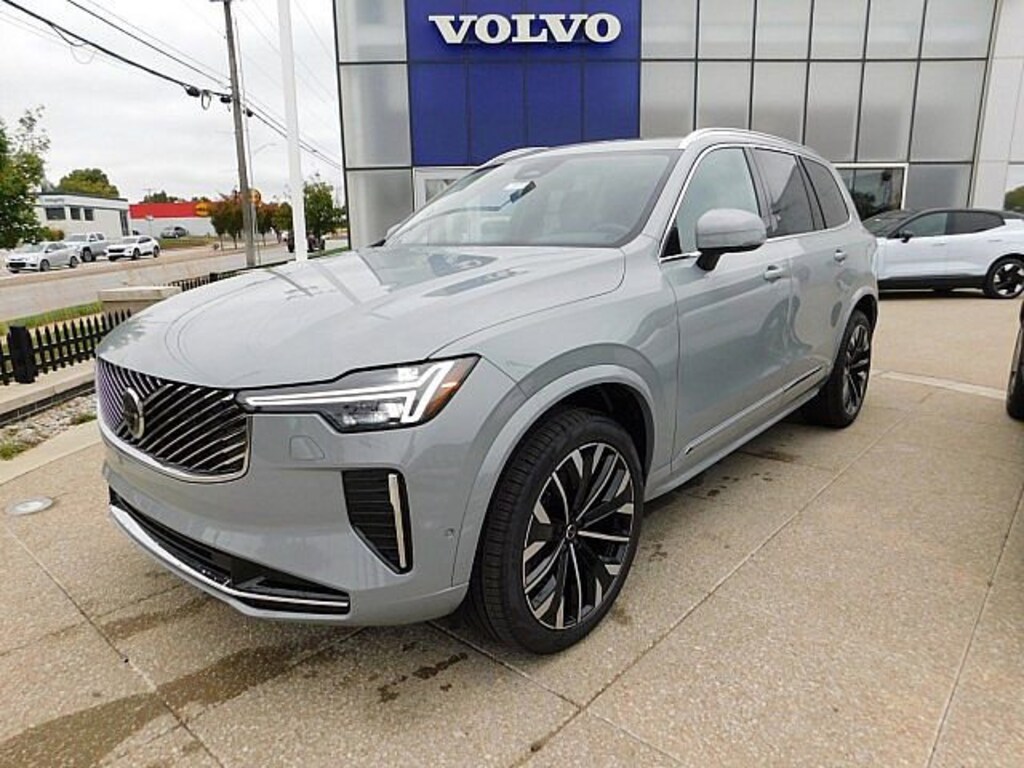 New 2026 Volvo XC90 B6 Plus 7-Seater SUV