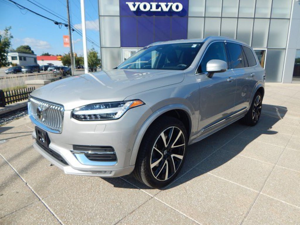 Certified 2024 Volvo XC90 Plus Bright Theme B6 AWD Plus Bright Theme 6P
