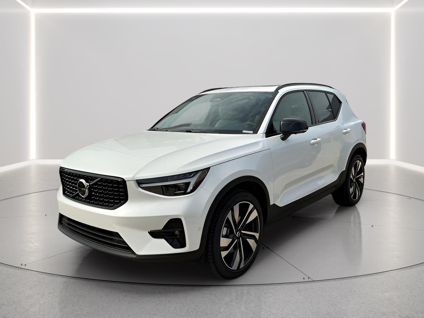 2026 Volvo XC40