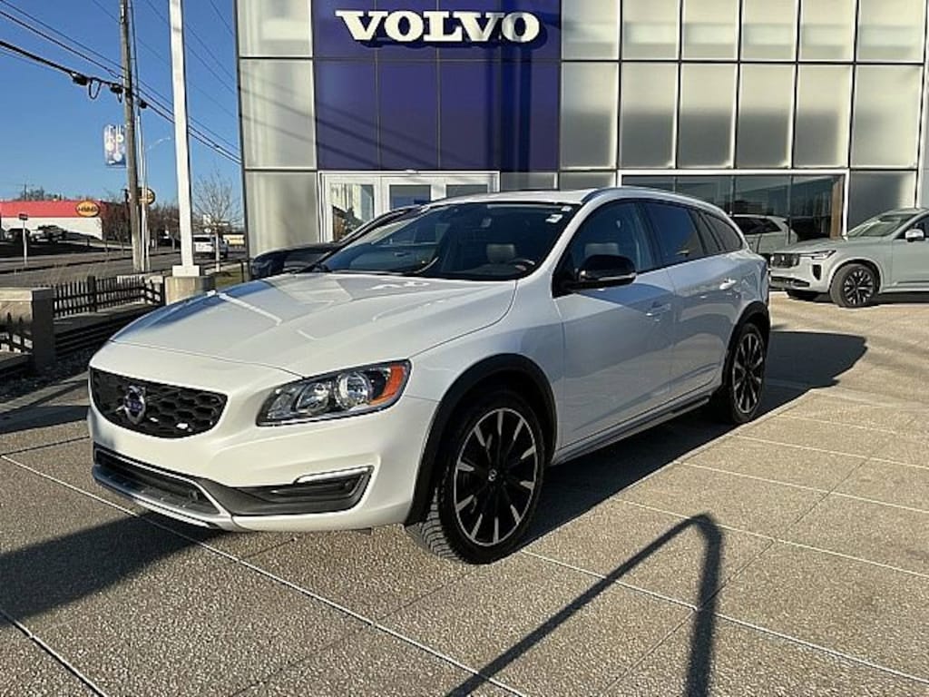 Used 2017 Volvo V60 Cross Country T5 AWD