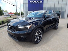 2026 Volvo XC40 B5 Plus SUV