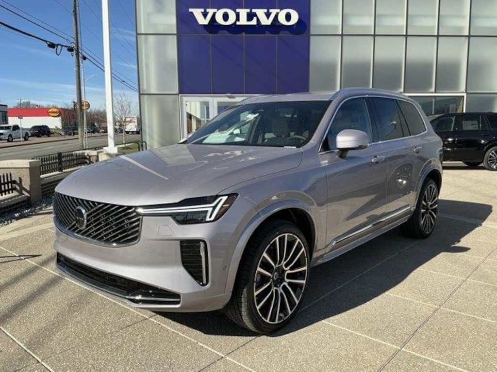 New 2026 Volvo XC90 B6 Plus 7-Seater SUV
