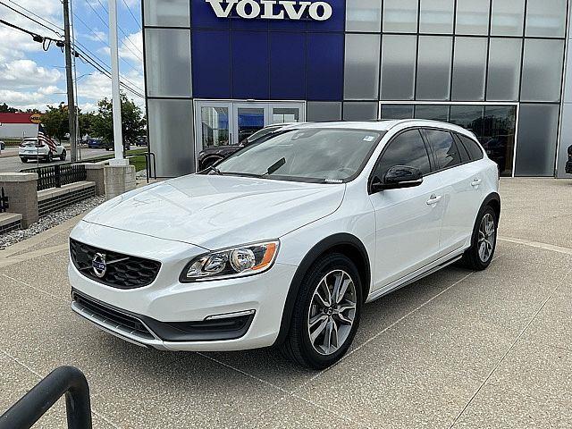 Used 2016 Volvo V60 Base with VIN YV4612HK4G1017829 for sale in Kansas City