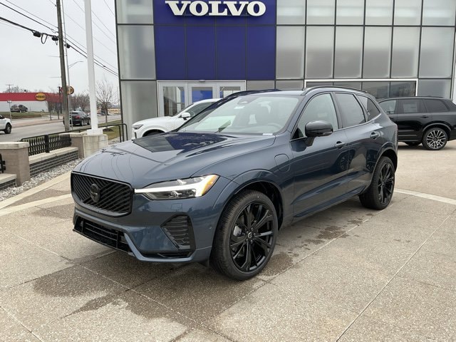 2026 Volvo XC60 T8 Ultra Black Edition Theme AWD's photo