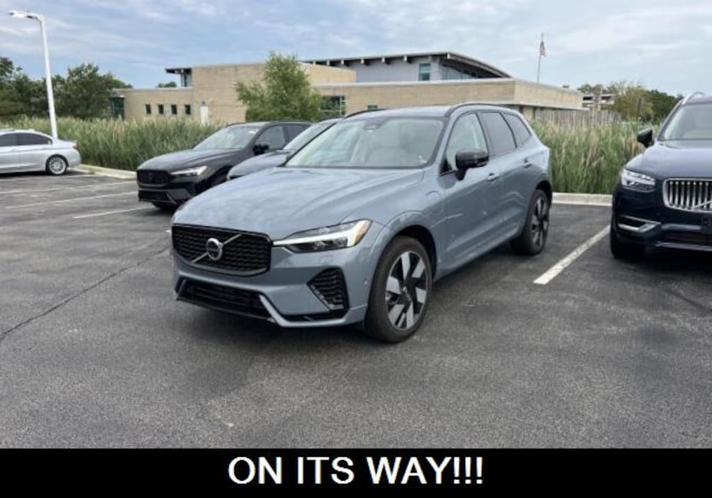 Used 2024 Volvo XC60 Recharge Plug-In Hybrid Plus Dark Theme SUV
