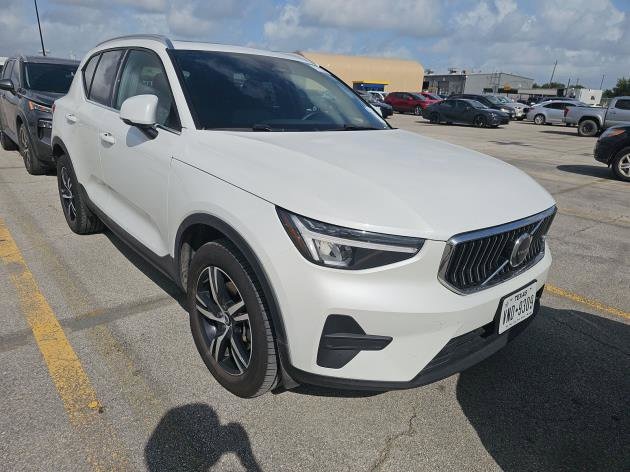 Certified 2025 Volvo XC40 Core with VIN YV4L12UJ5S2473728 for sale in Kansas City