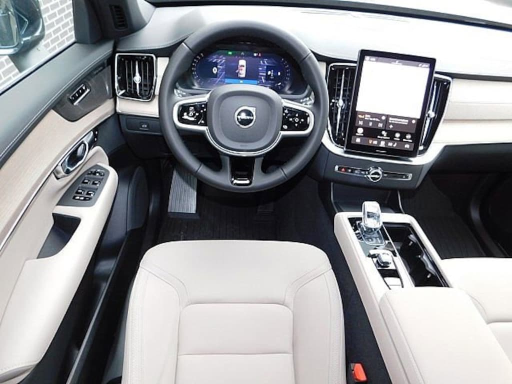 New 2026 Volvo XC90 B6 Plus 6-Seater SUV