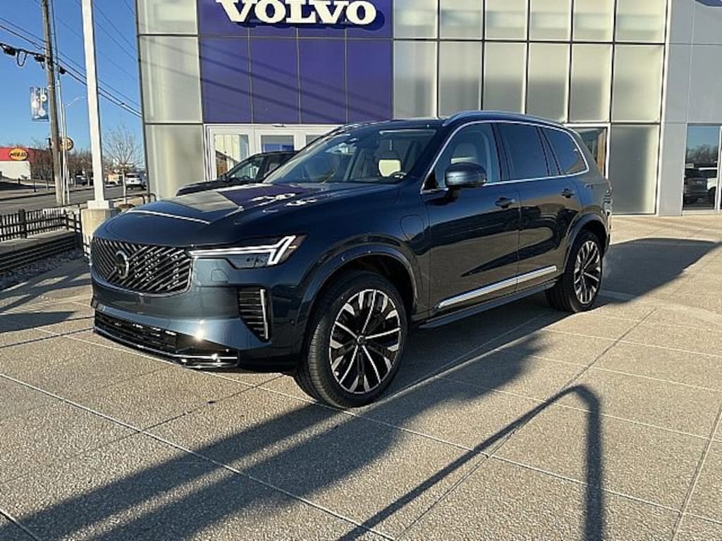 New 2026 Volvo XC90 plug-in hybrid T8 Ultra 7-Seater SUV