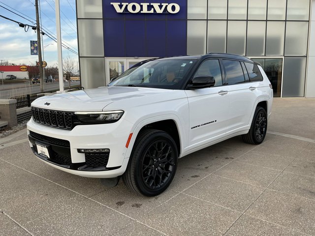2023 Jeep Grand Cherokee L Summit Reserve's photo