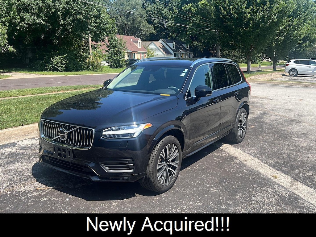 Used 2021 Volvo XC90 Momentum SUV