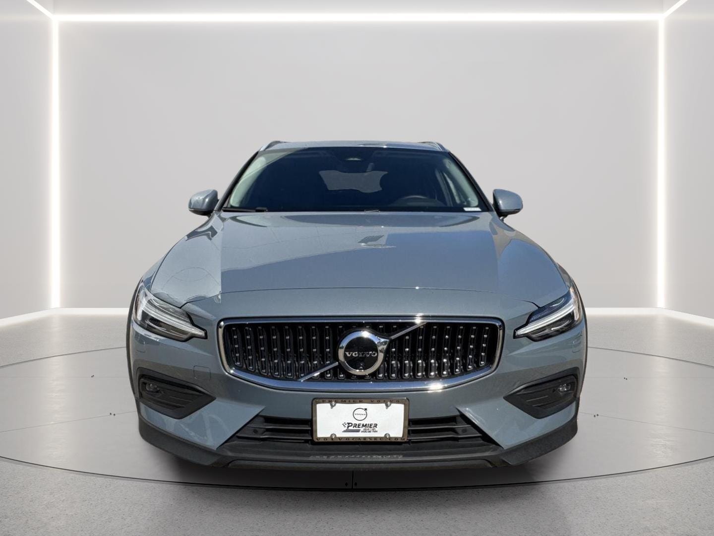 Certified 2024 Volvo V60 Cross Country Plus with VIN YV4L12WY2R1135228 for sale in Kansas City