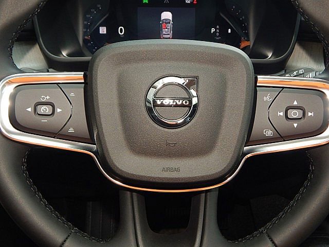 2026 Volvo XC40 Plus - Photo 22