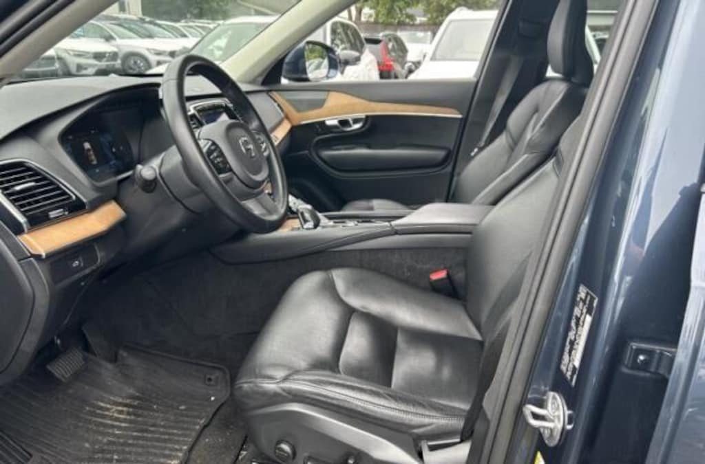 Used 2023 Volvo XC90 Plus SUV