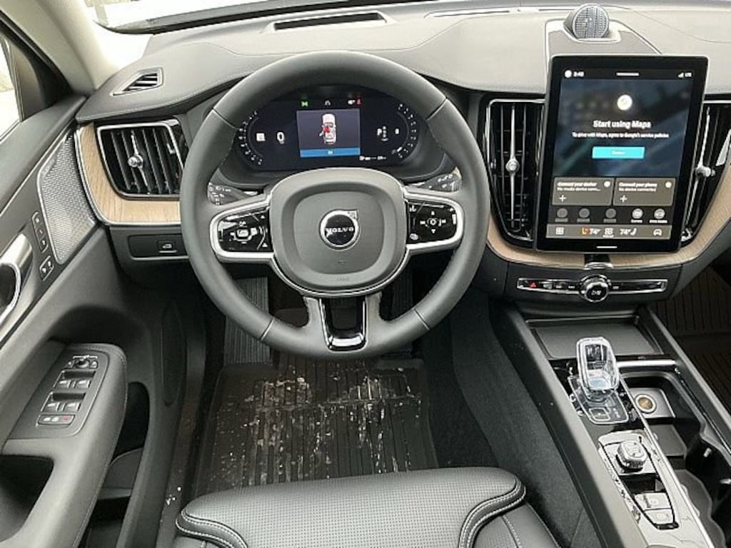 New 2026 Volvo XC60 B5 Ultra SUV