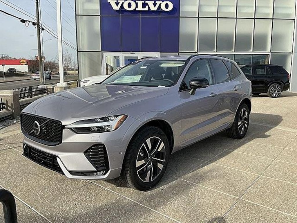 New 2026 Volvo XC60 B5 Plus SUV