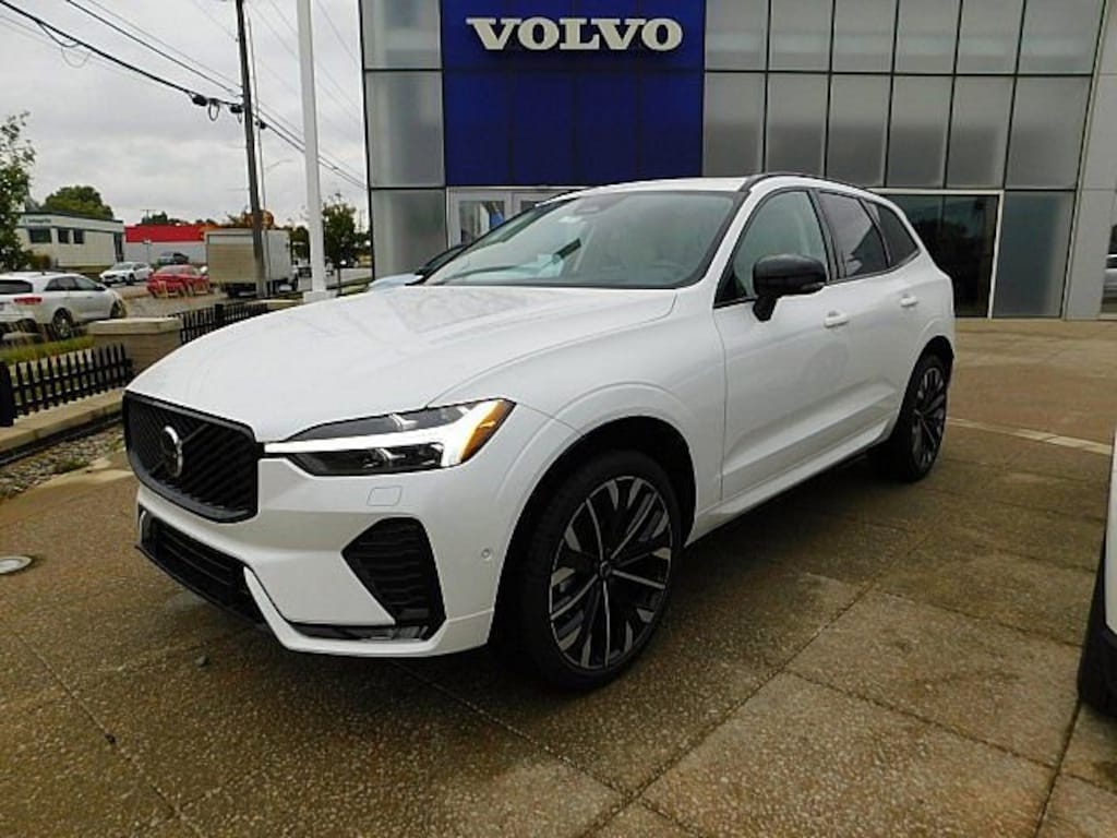 New 2026 Volvo XC60 B5 Ultra SUV