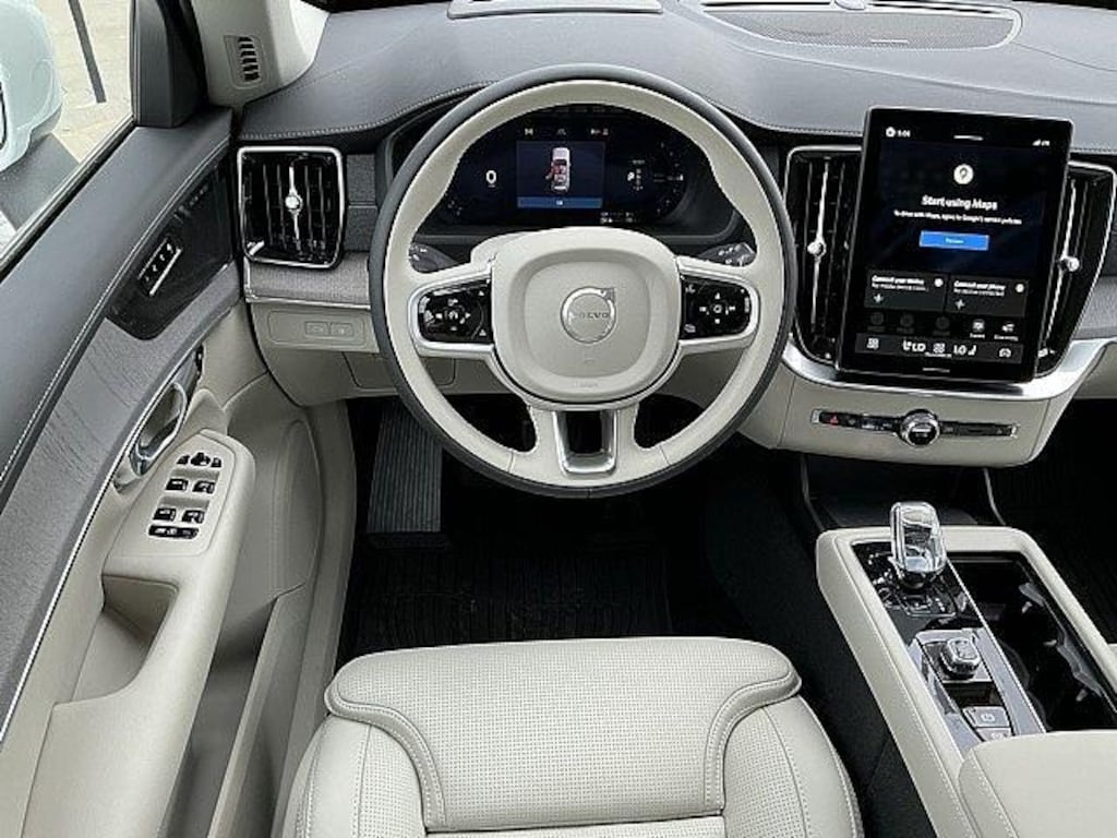New 2026 Volvo XC90 plug-in hybrid T8 Ultra 7-Seater SUV