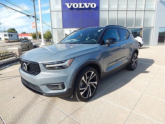 Used 2020 Volvo XC40 R-Design with VIN YV4162UM7L2222858 for sale in Kansas City