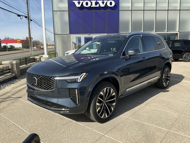 2026 Volvo XC90 T8 Recharge Plus Bright 7-Seat 4WD's photo
