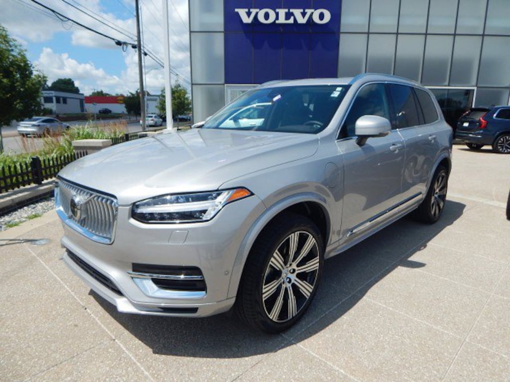 Certified 2024 Volvo XC90 Recharge Plug-In Hybrid Plus Bright Theme T8 eAWD PHEV Plus Bright Theme 7P