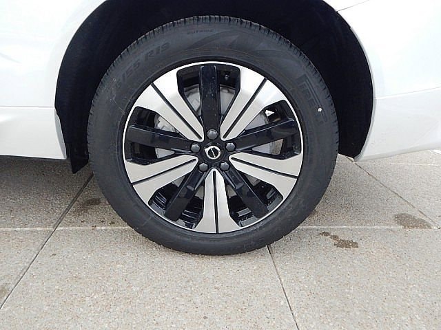 2025 Volvo XC60 Core - Photo 12