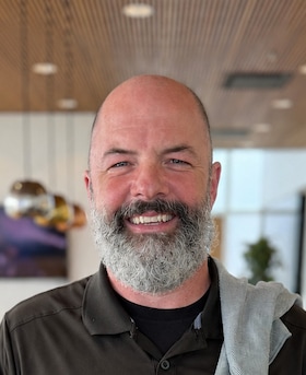 Staff member Tim Holman from ID_3f066c