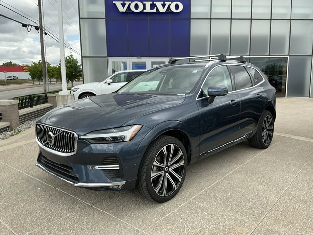 2023 Volvo XC60 B6 Ultimate Bright Theme AWD's photo