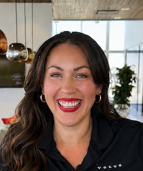 Staff member Shanel Garnett from ID_3f066c