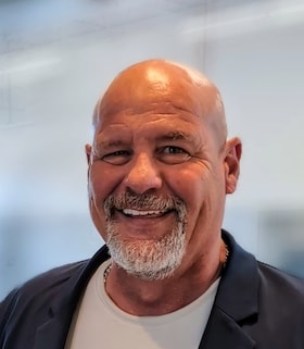Staff member Mike Stone from ID_2ce413