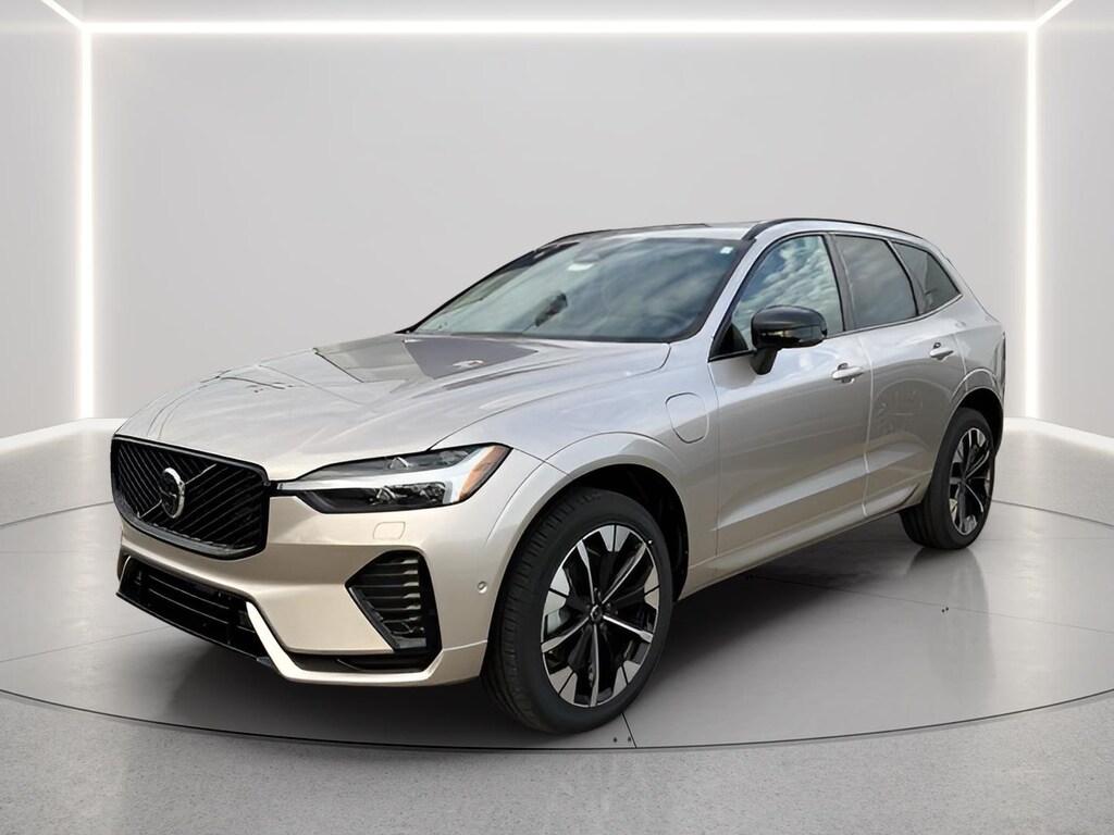 New 2026 Volvo XC60 plug-in hybrid T8 Plus SUV