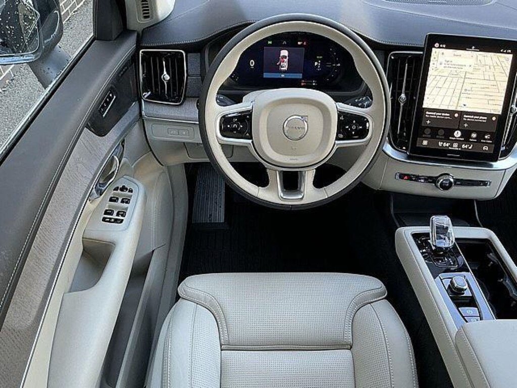 New 2026 Volvo XC90 plug-in hybrid T8 Ultra 7-Seater SUV
