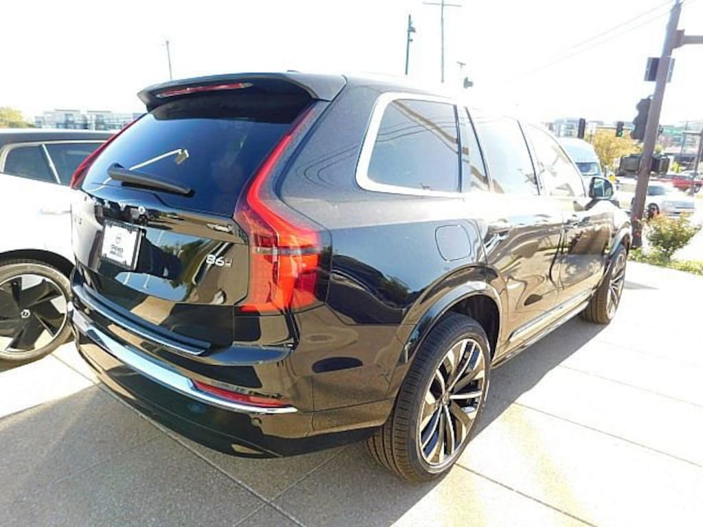 New 2026 Volvo XC90 B6 Plus 7-Seater SUV