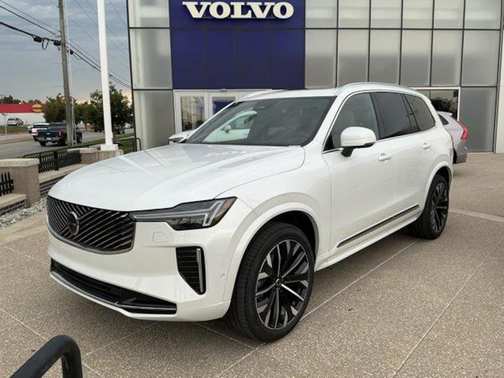 New 2026 Volvo XC90 B6 Plus 7-Seater SUV