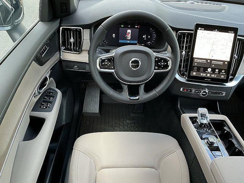 New 2026 Volvo XC90 B6 Plus 7-Seater SUV