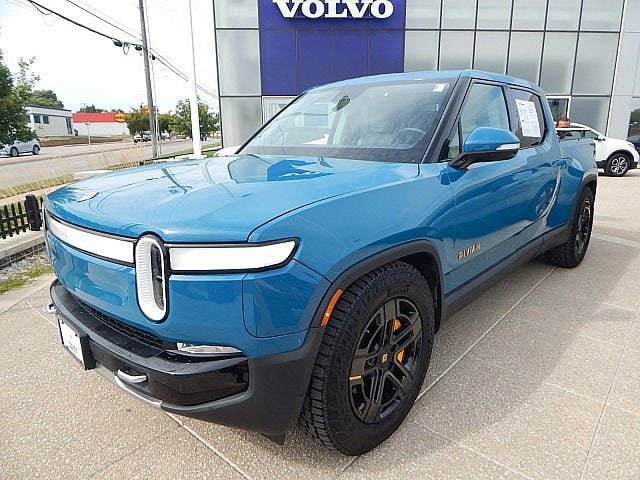 Used 2023 Rivian R1T Adventure with VIN 7FCTGAAA3PN021437 for sale in Overland Park, KS
