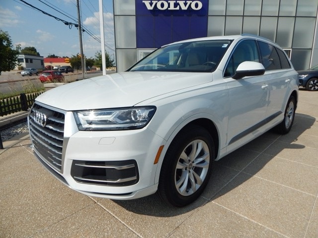 Used 2019 Audi Q7 Premium with VIN WA1AAAF74KD006482 for sale in Overland Park, KS