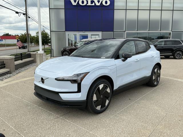 2026 Volvo EX30 Twin Motor Performance Ultra's photo