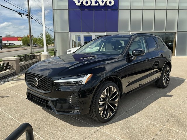 2026 Volvo XC60 B5 Ultra Dark AWD's photo