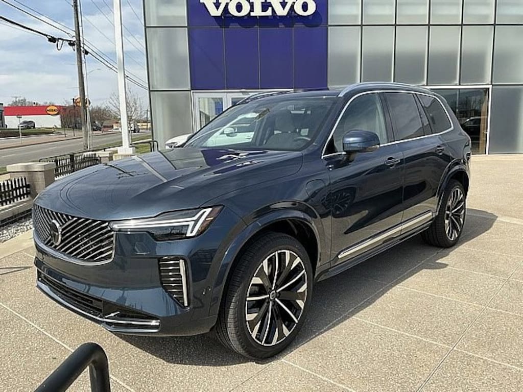 New 2026 Volvo XC90 plug-in hybrid T8 Plus 6-Seater SUV