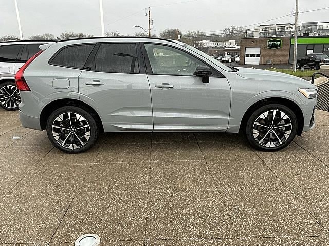 Volvo XC60 Recharge Plug-In Hybrid Kansas
