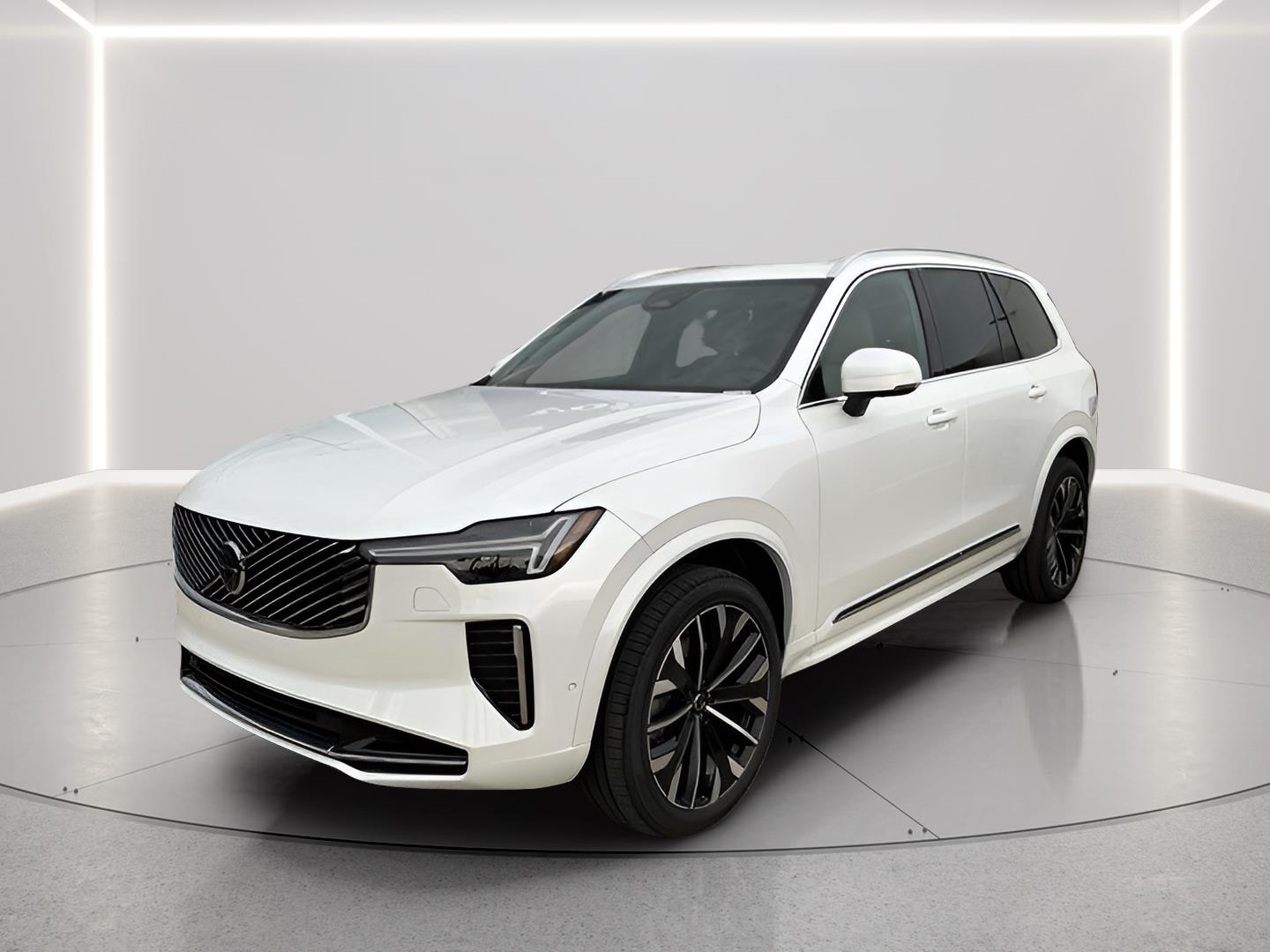 2026 Volvo XC90 Plus