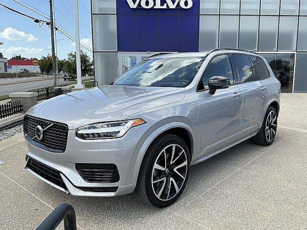Certified 2023 Volvo XC90 Recharge Plug-In Hybrid Ultimate Dark Theme SUV