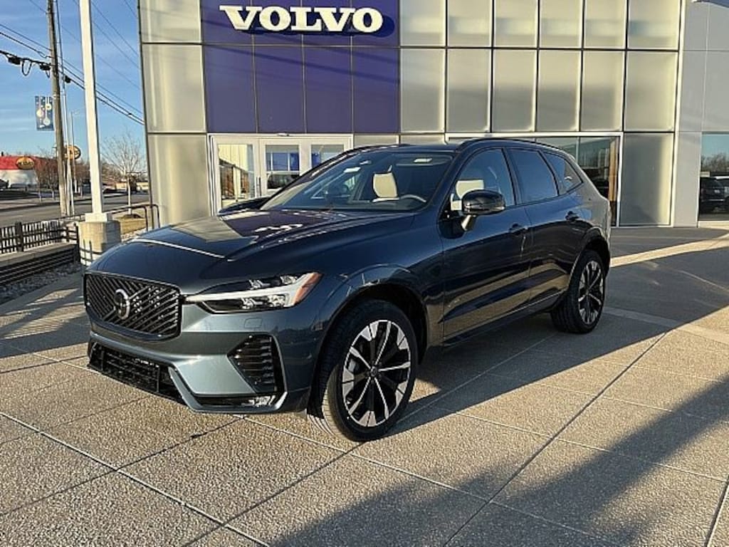 New 2026 Volvo XC60 B5 Plus SUV