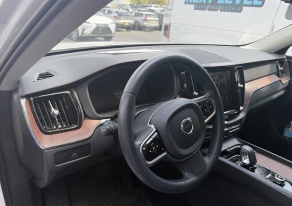 Used 2023 Volvo XC60 Plus Bright Theme SUV