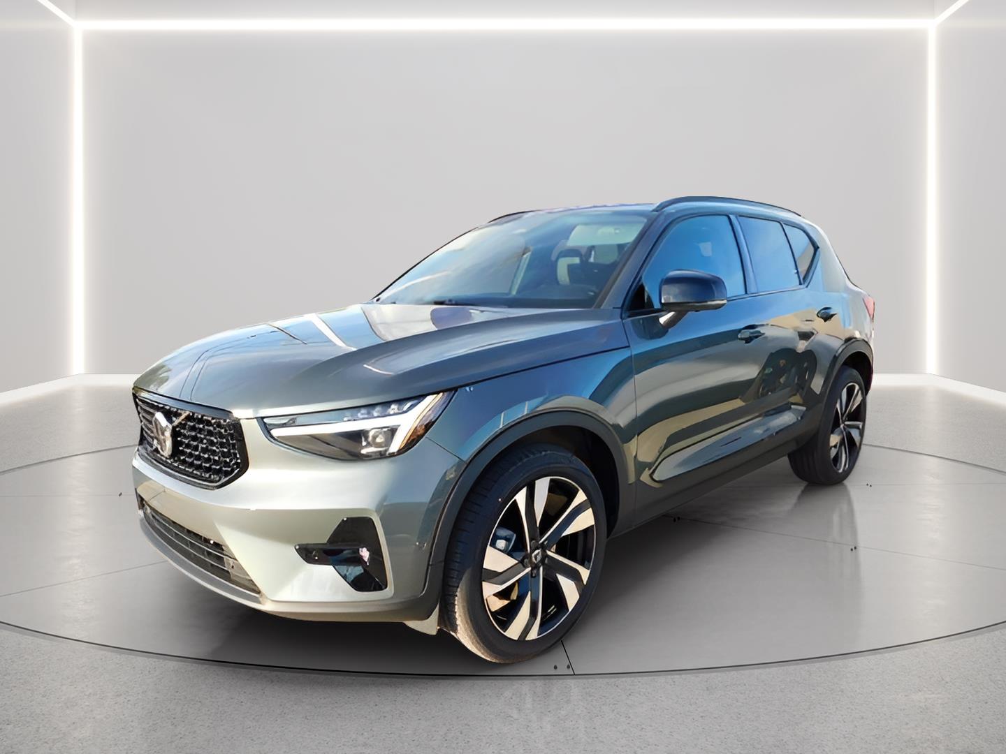 2026 Volvo XC40