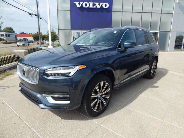 2025 Volvo XC90 Core B5 AWD Core 7-Seater