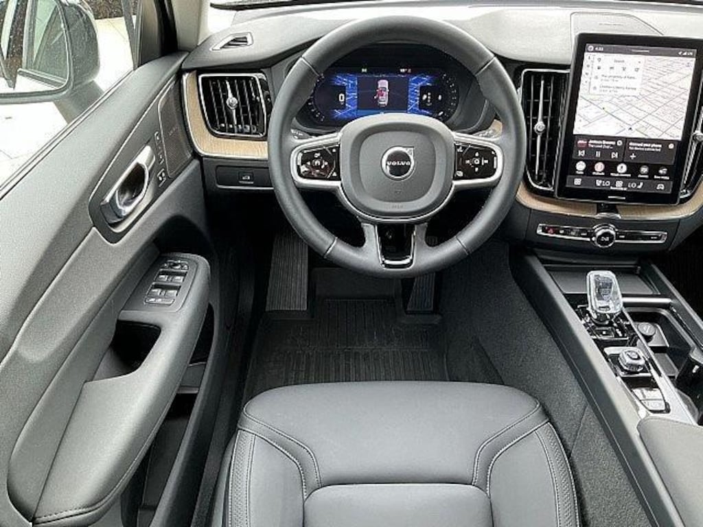 New 2026 Volvo XC60 B5 Plus SUV