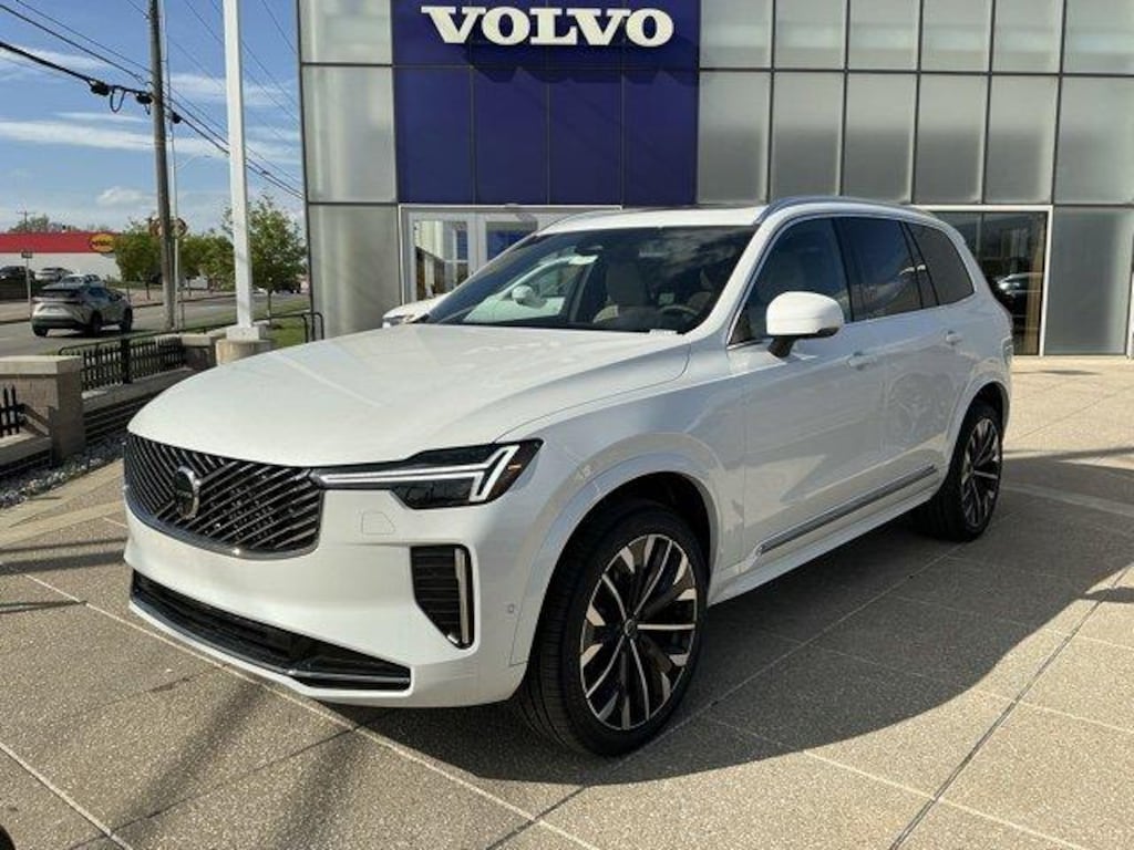 New 2026 Volvo XC90 B6 Plus 7-Seater SUV